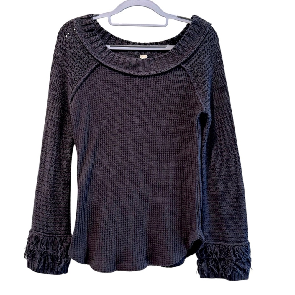 Altar’d State Long Sleeve Waffle Knit grey Sweater Fringe Detail Size Small